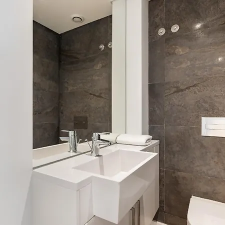 Apartamento Ave Liberdade Restauradores Deluxe